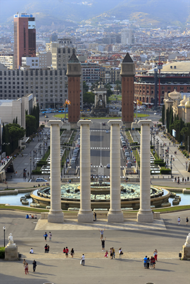 Visuale della piazza a Barcellona